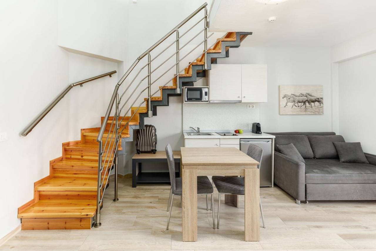 Ilis Apartment Nikiti (Sithonia)